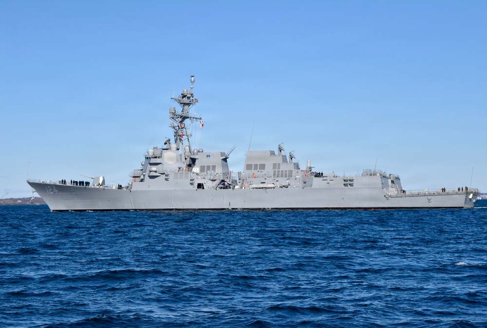 Pre-Commissioning Unit (PCU) Harvey C. Barnum Jr. (DDG 124) Arrives in Boston