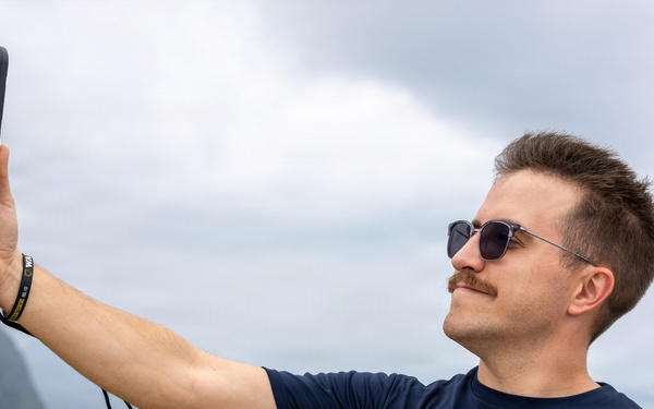 Sailors Hike With University of Hawai'i Mānoa Department of Atmospheric Sciences During Hawai'i Navy Week 2026