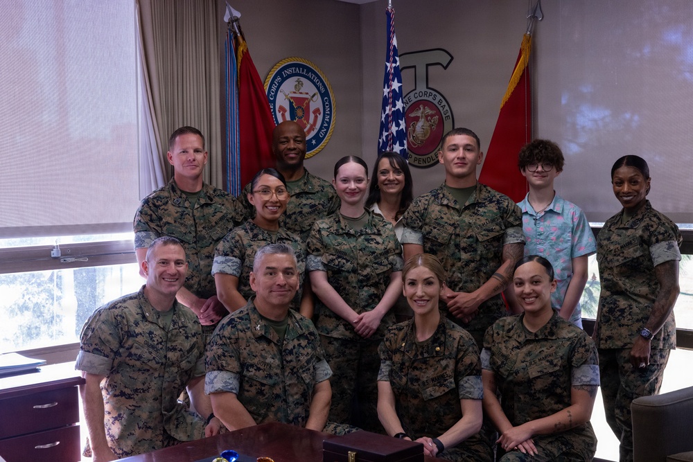 DVIDS - Images - Enlisted LSAM Award Recognition [Image 6 of 7]