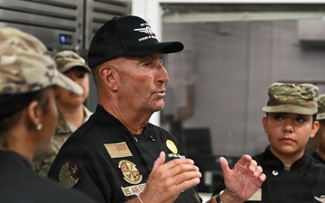 Food Network Master Chef Mark Cummings trains JBPHH Hale Aina DFAC