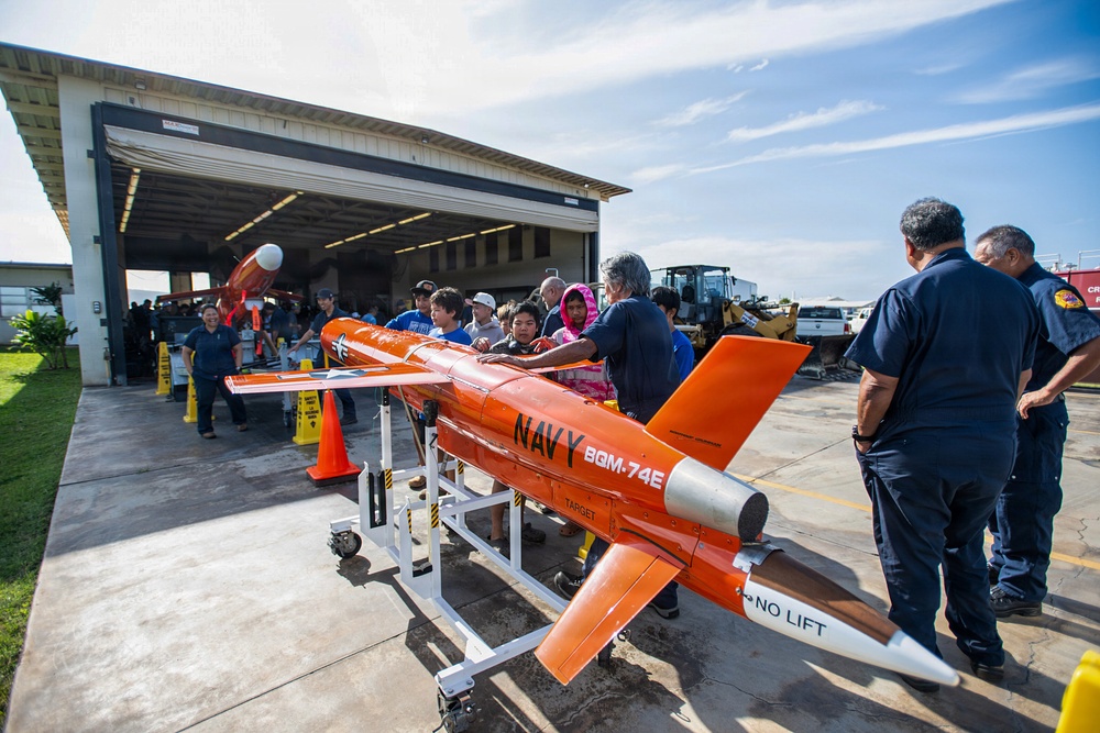Inspiring the Next Generation: PMRF Hosts Workforce Awareness Field Trip for Local Students