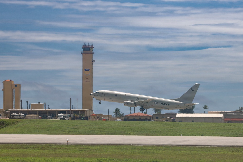 P-8A Performs Touch-and-Go during Exercise Sea Dragon 26
