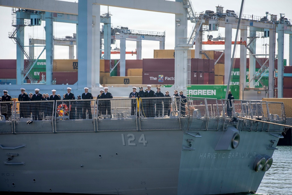 Pre-Commissioning Unit (PCU) Harvey C. Barnum Jr. (DDG 124) Arrives in Boston