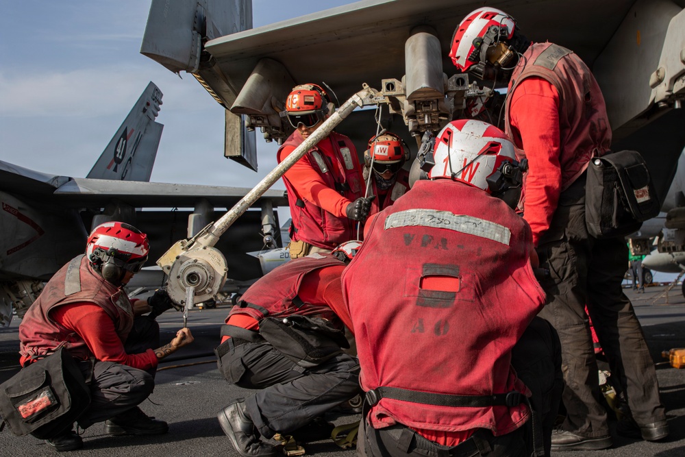 USS Abraham Lincoln (CVN72) supports Operation Epic Fury