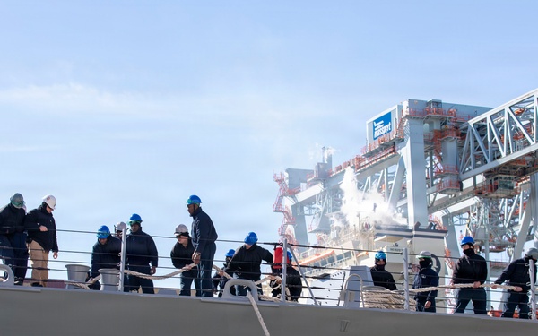 Pre-Commissioning Unit (PCU) Harvey C. Barnum Jr. (DDG 124) Arrives in Boston