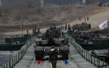 ROK Army K2 Black Panther Crosses Wet Gap
