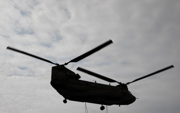 Chinook Sling Load wet gap crossing