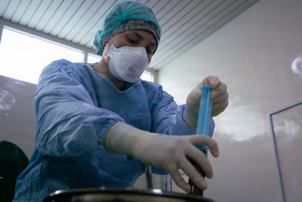 US, Tanzania medical professionals conduct orthopedic surgery during Justified Accord 26