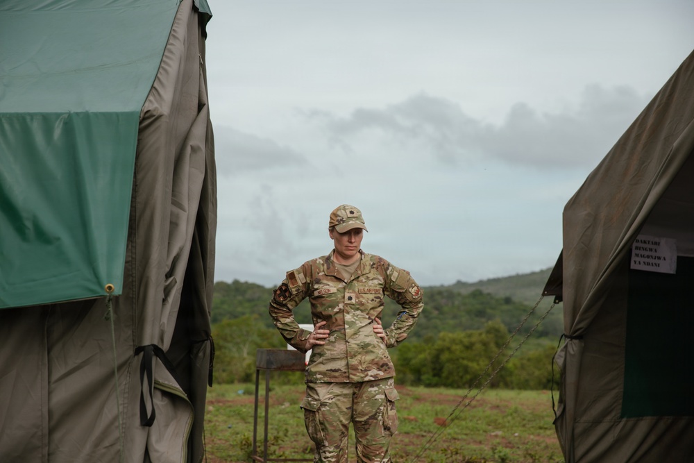US, Tanzania military medical professionals conduct a medical outreach during JA26