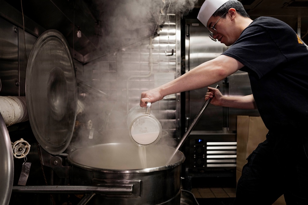 USS Iwo Jima Culinary Specialists Prepare Food