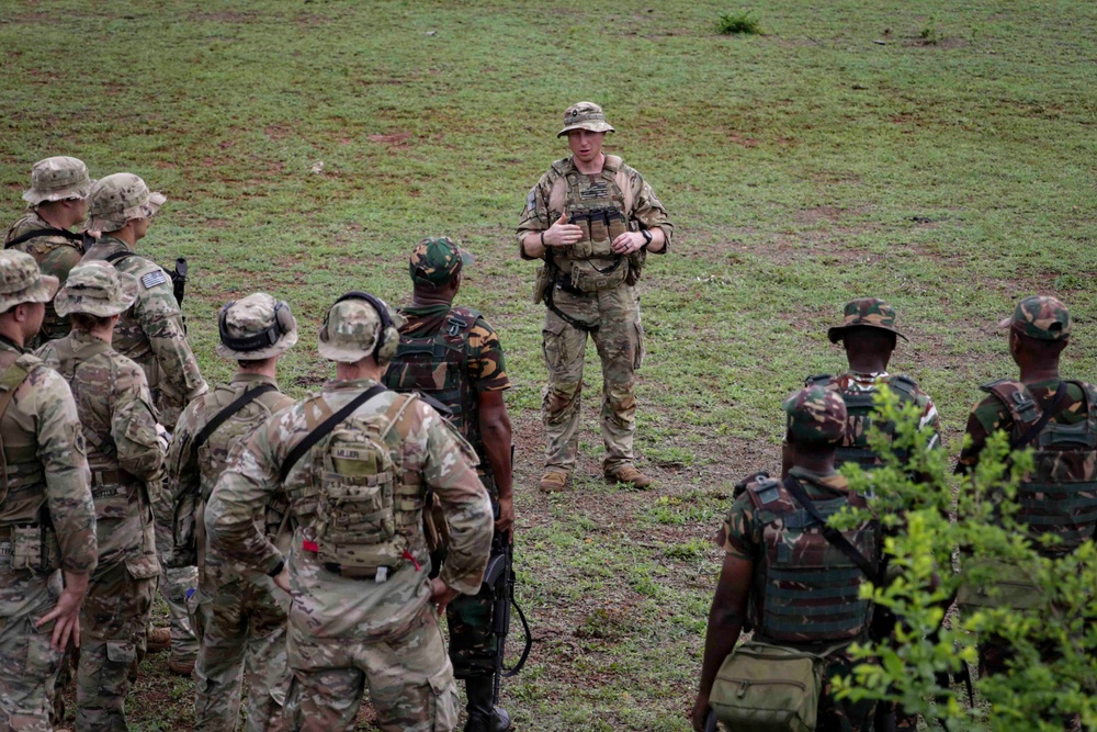 US, Tanzania soldiers train together on small unit tactics during JA26