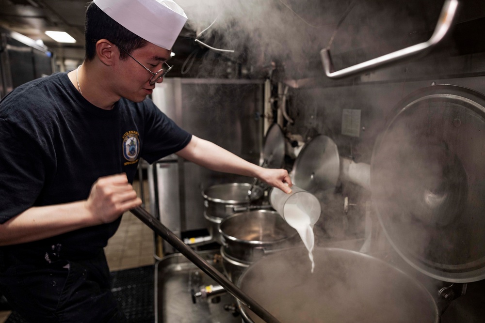USS Iwo Jima Culinary Specialists Prepare Food
