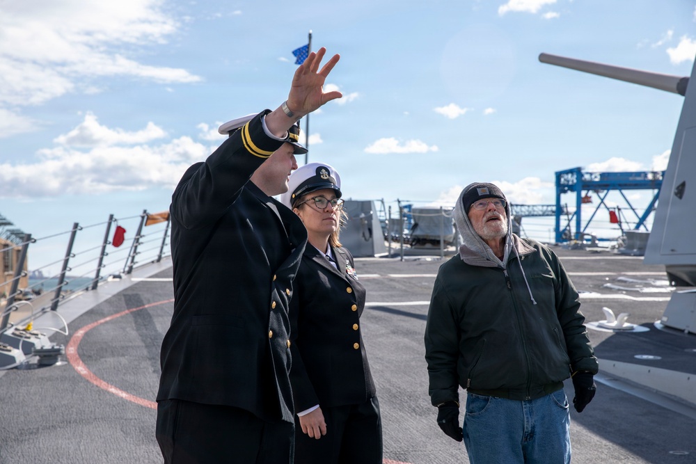 Pre-Commissioning Unit (PCU) Harvey C. Barnum Jr. (DDG 124) Conducts Public Ship Tours