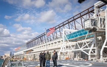 Pre-Commissioning Unit (PCU) Harvey C. Barnum Jr. (DDG 124) Conducts Public Ship Tours