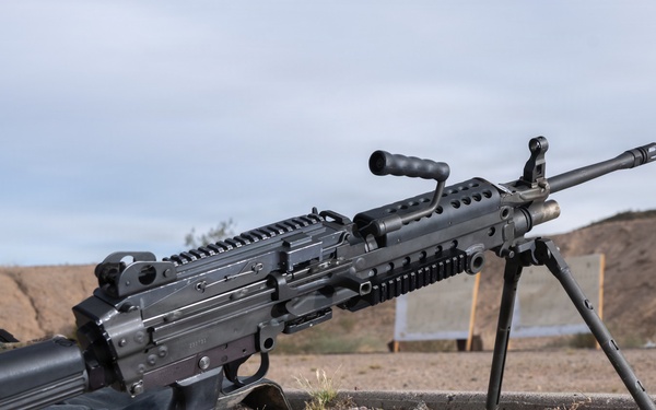Arizona Guardsmen Qualify with Machine Guns