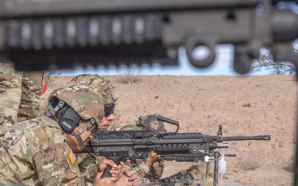 Arizona Guardsmen Qualify with Machine Guns