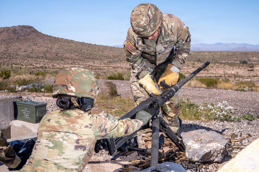 Arizona Guardsmen Qualify with Machine Guns