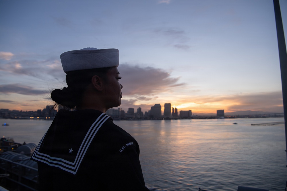 Nimitz Departs San Diego