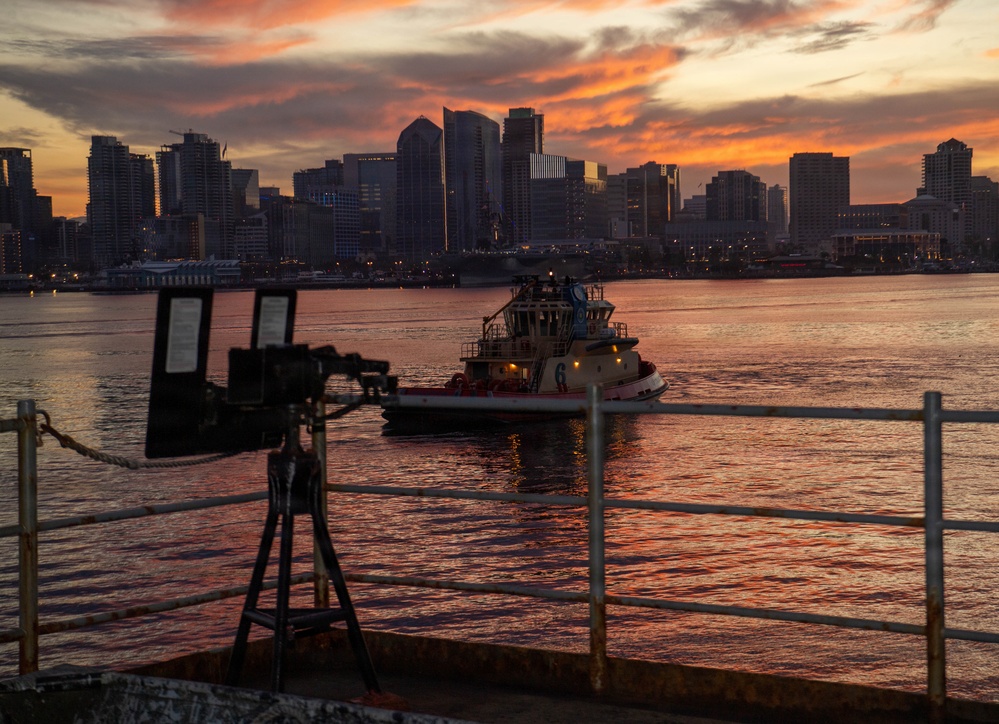 Nimitz Departs San Diego