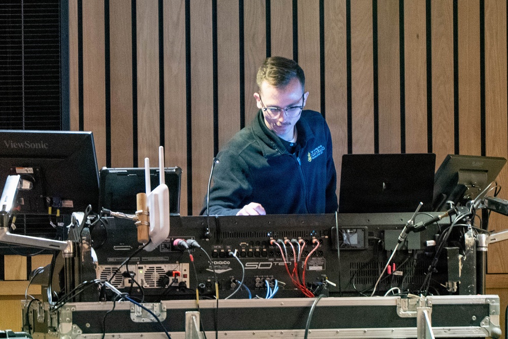 The US Navy Band Sea Chanters perform at Honesdale Highschool