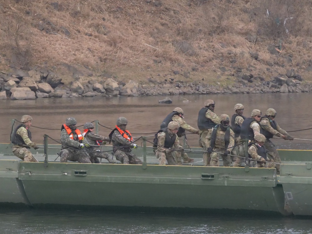 Freedom Shield 26 Wet Gap Crossing