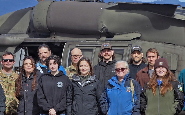 Benton County Search and Rescue Academy trains volunteers with Oregon National Guard aviation support