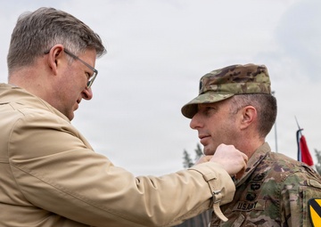 U.S. Soldiers receive NATO Kaitsel Medal for service in Estonia