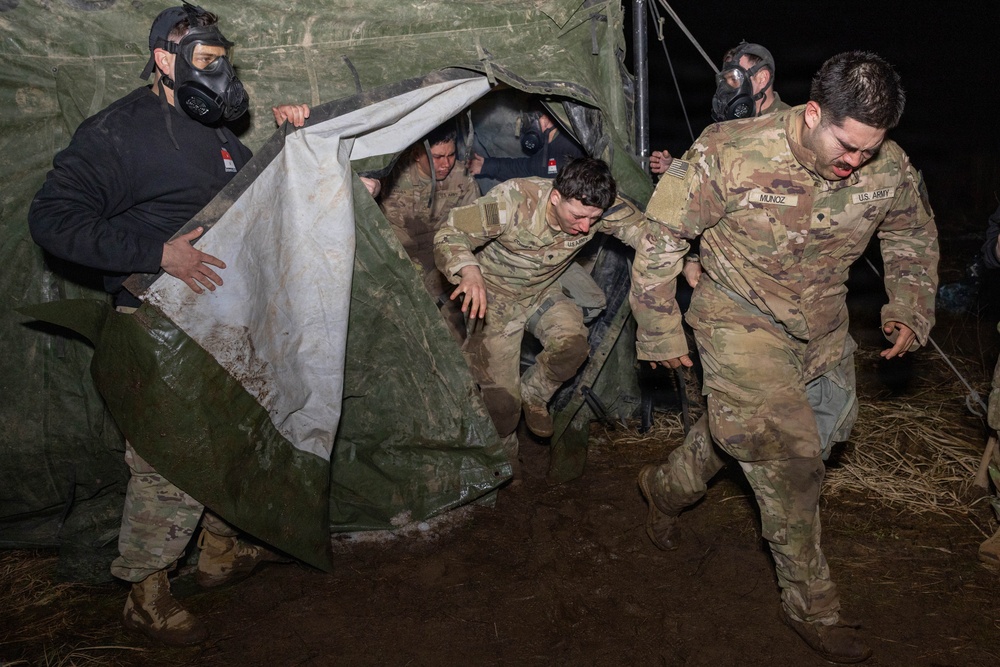 6-9 CAV Soldiers undergo a gas chamber training
