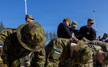 U.S. and Estonian service members earn their spurs