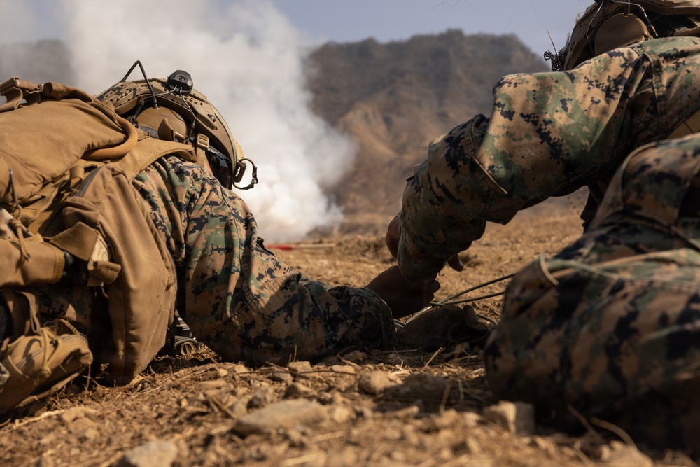 U.S. Marines with 12th LCT’S Alpha Company Execute a CALFEX