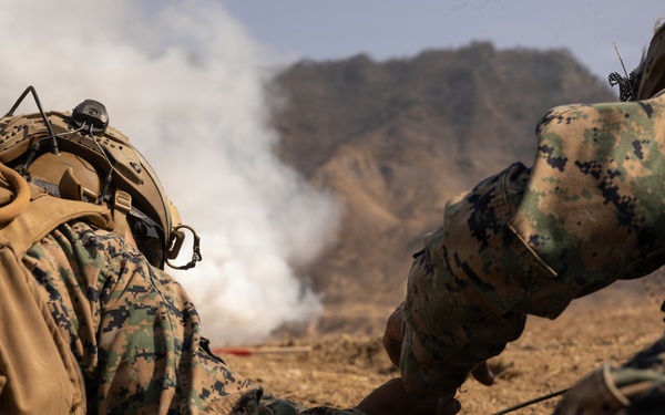 U.S. Marines with 12th LCT’S Alpha Company Execute a CALFEX