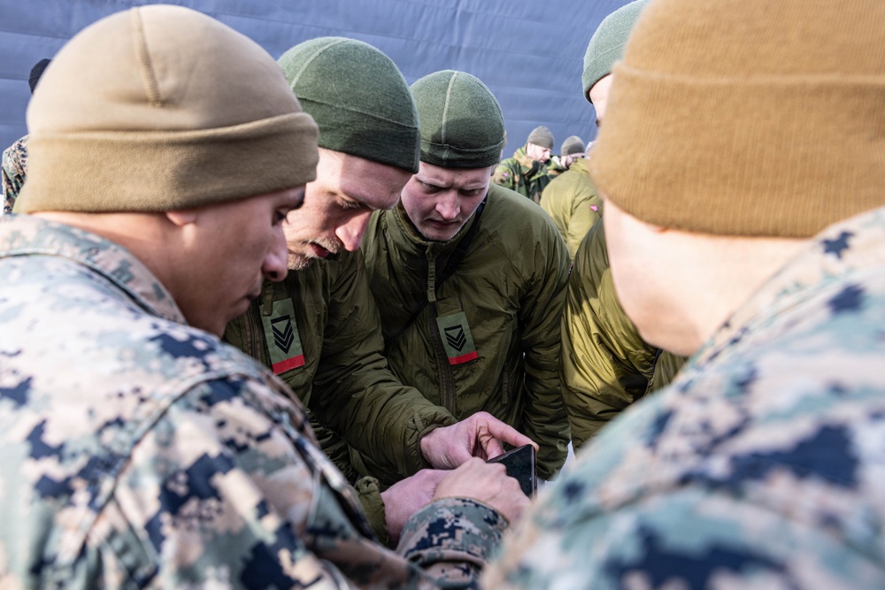 CORE26 | Norwegian Soldiers, U.S. Marines Strengthen Allied Partnership in the Arctic
