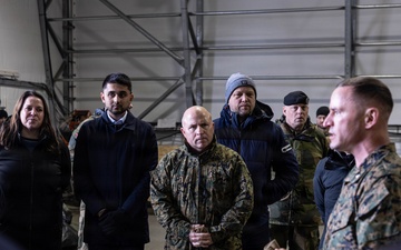 CORE26 | Norwegian Parliamentary Committee Visits U.S. Marines During Arctic Exercise