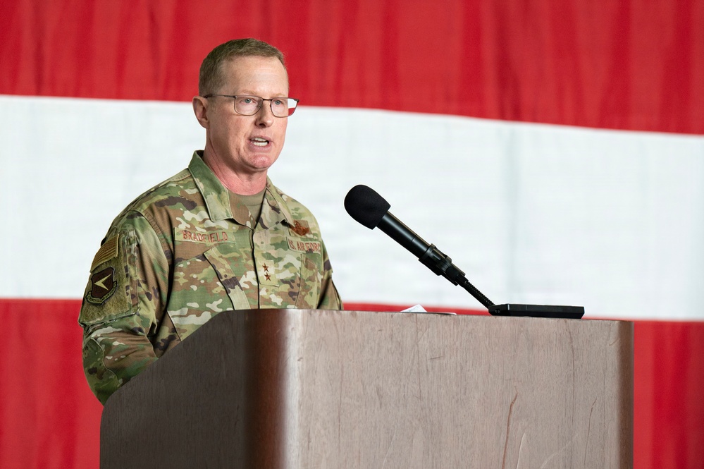 Patton Takes Command of the 94th Airlift Wing