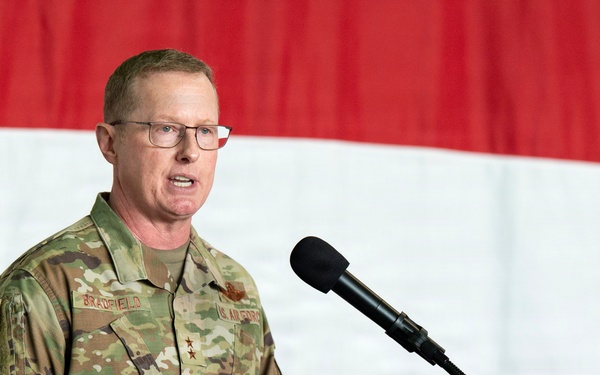 Patton Takes Command of the 94th Airlift Wing