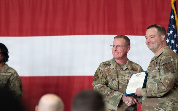 Dobbins Reserve Wing Welcomes New Commander