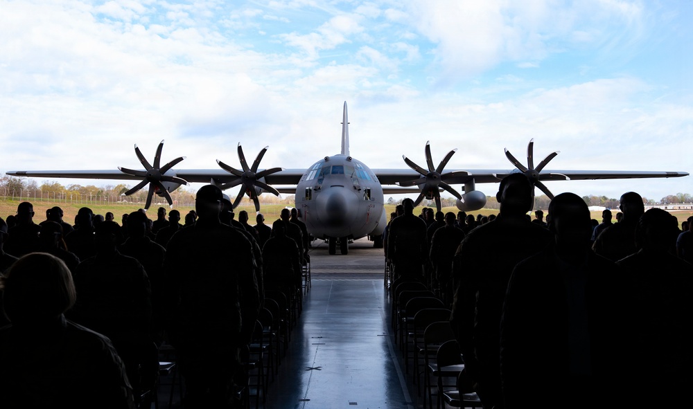 Patton Takes Command of the 94th Airlift Wing