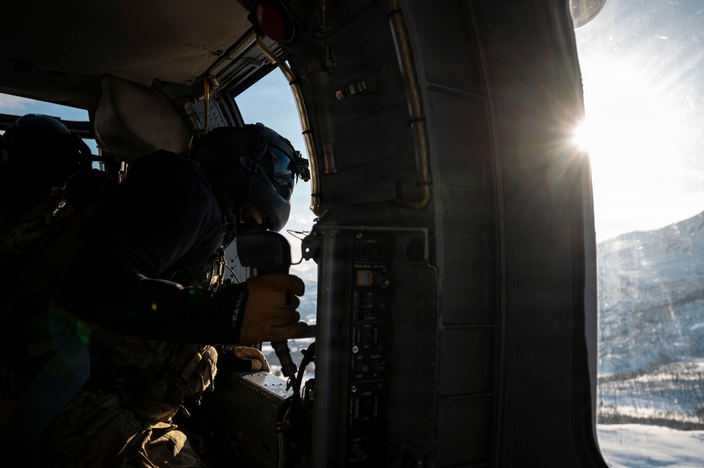 56th RQS executes hoist training with Swedish Rangers