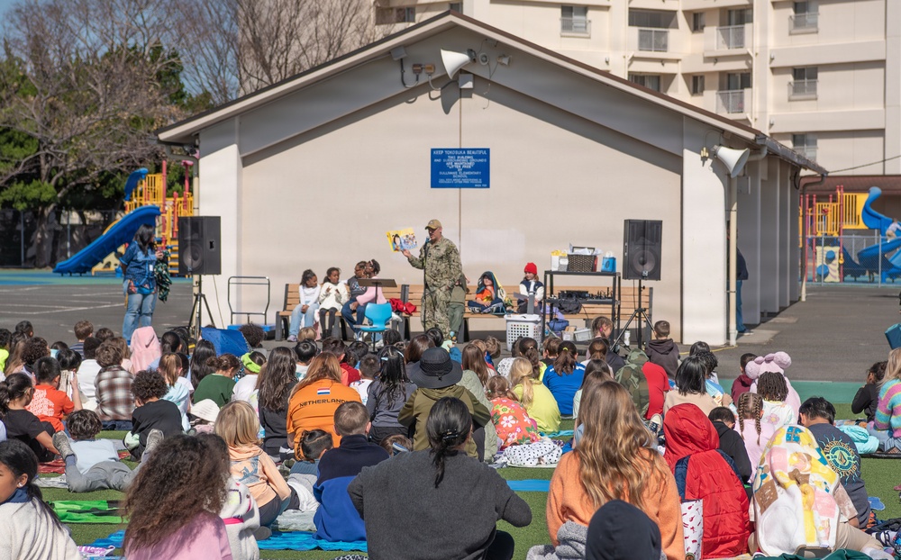CFAY CO Reads to Sullivan's Elementary