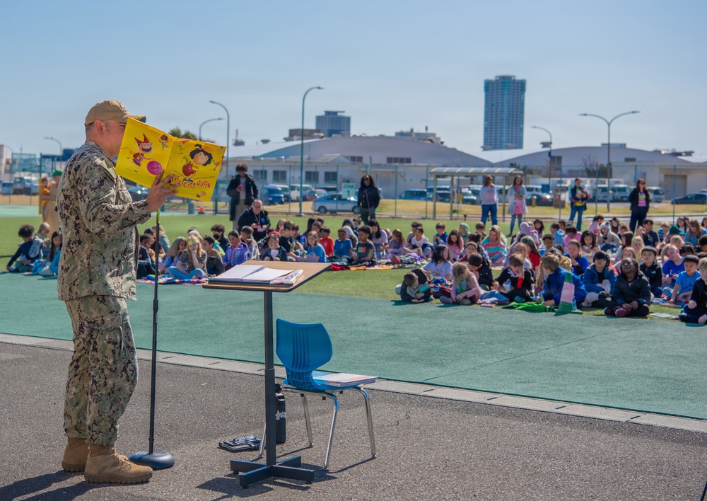 CFAY CO Reads to Sullivan's Elementary