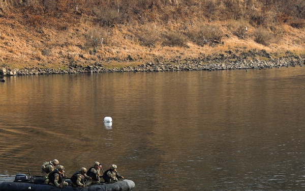 Freedom Shield 26 Wet Gap Crossing