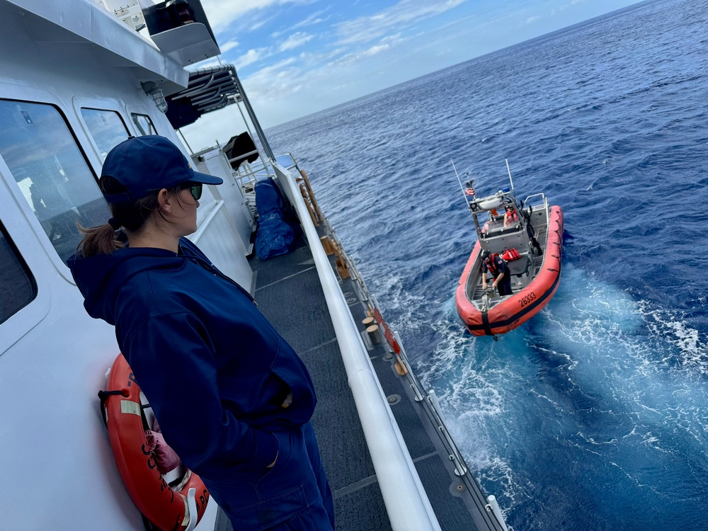 USCGC Frederick Hatch crew delivers supplies to Agrihan residents