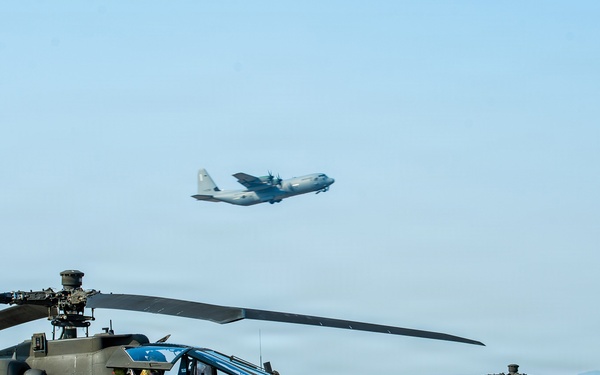 2nd Combat Aviation Brigade Conduct Refuel Operations During Talon Reach
