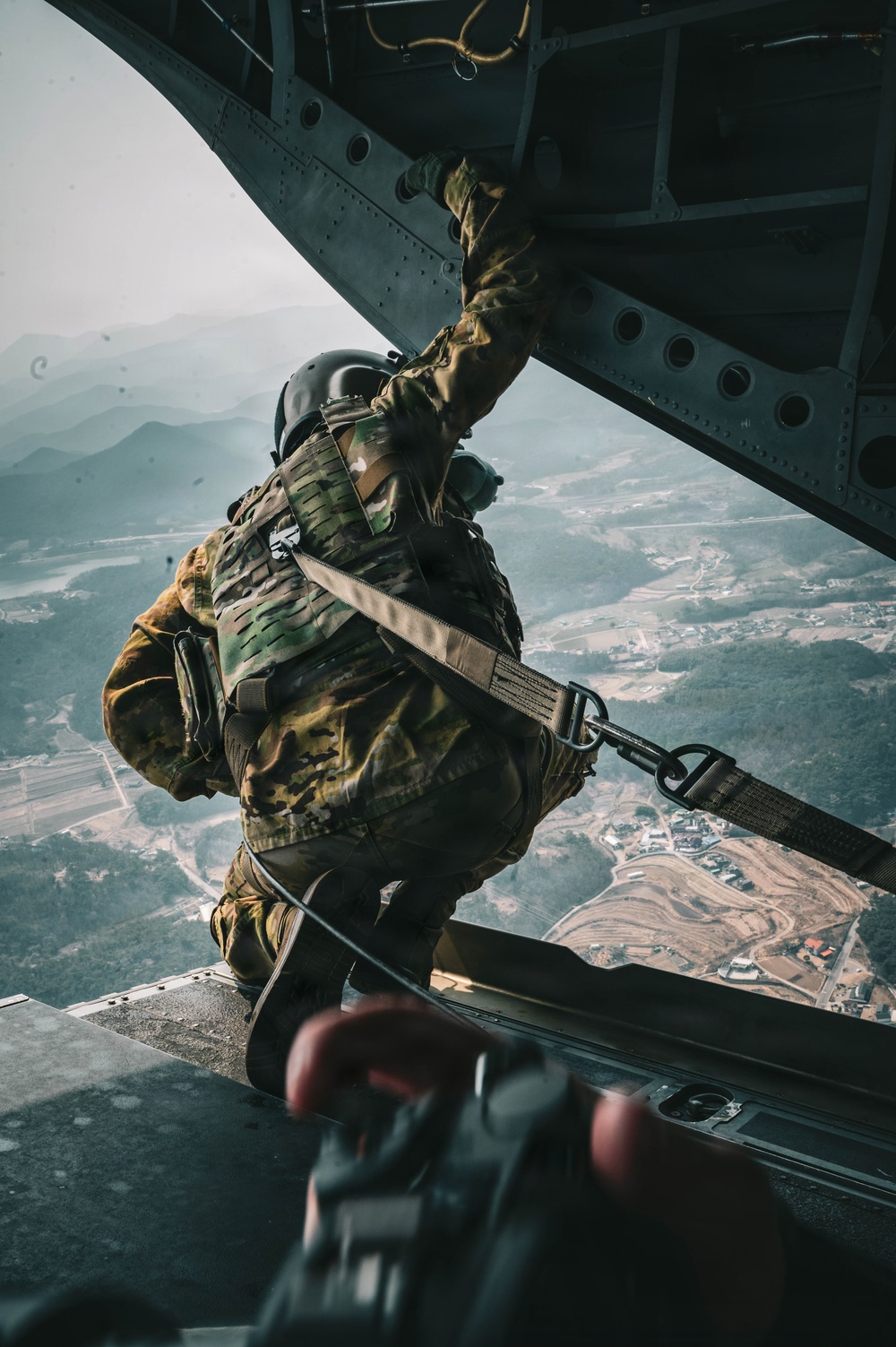 2nd Combat Aviation Brigade Conduct Refuel Operations During Talon Reach