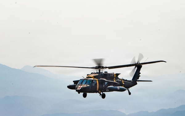 2nd Combat Aviation Brigade Conduct Refuel Operations During Talon Reach