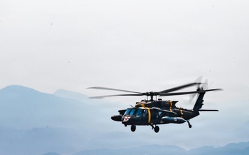 2nd Combat Aviation Brigade Conduct Refuel Operations During Talon Reach