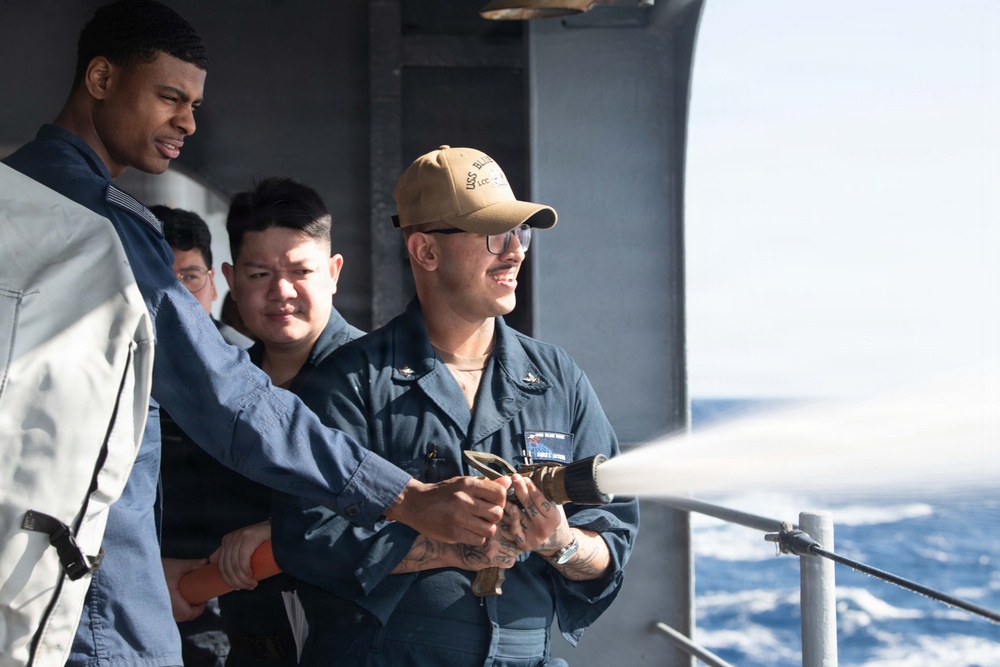 Training for Blue Ridge Sailors Underway