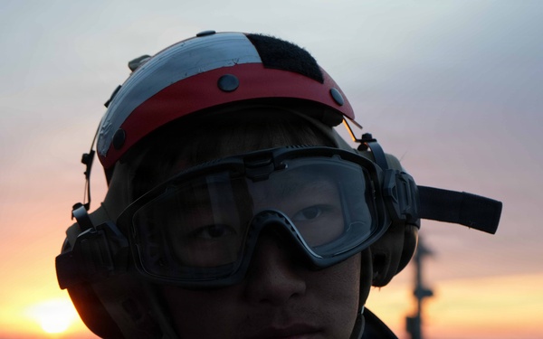 Flight Ops on USS Blue Ridge (LCC 19)