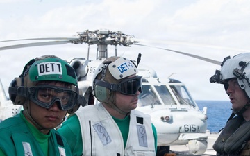 Flight Ops on USS Blue Ridge (LCC 19)