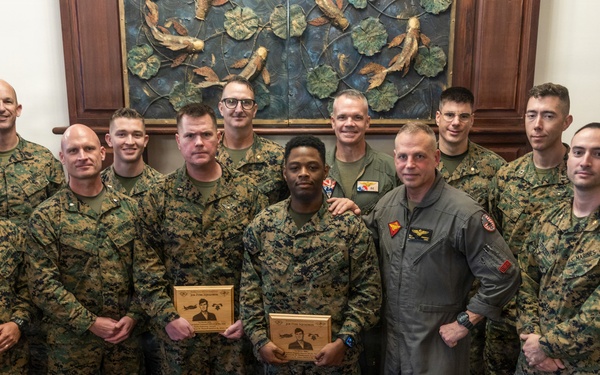 1st Marine Aircraft Wing recognizes Marine Corps Aviation Association award recipients